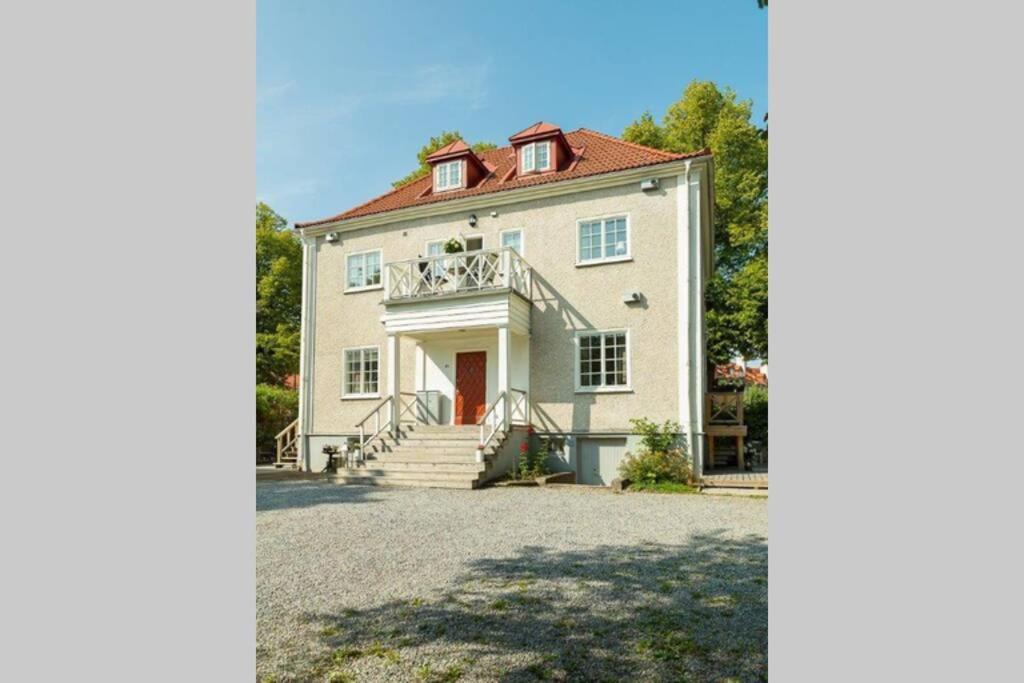 Central Beautiful Modern Accommodation Near Stockholm City Dış mekan fotoğraf